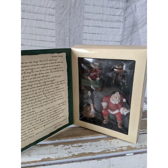Hallmark 2002 Santa's big night ornament set journ